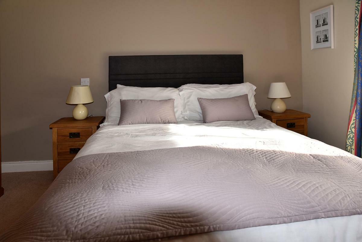 Townley Hall Apartments Слейн Екстер'єр фото