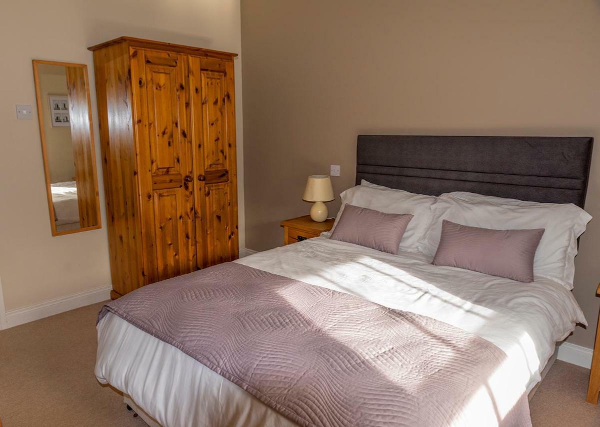 Townley Hall Apartments Слейн Екстер'єр фото